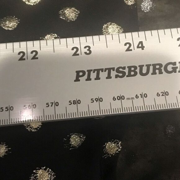 Abbeline Size small women’s black with gold design V-neck blouse - Picture 7 of 11